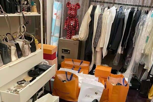 怀宁县回收一线品牌衣服